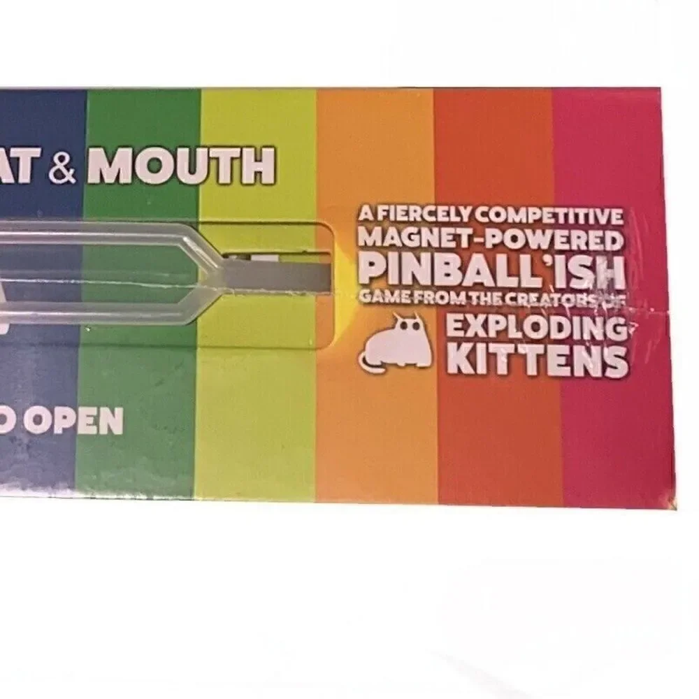 A Game of Cat & Mouth Board Pinball Game